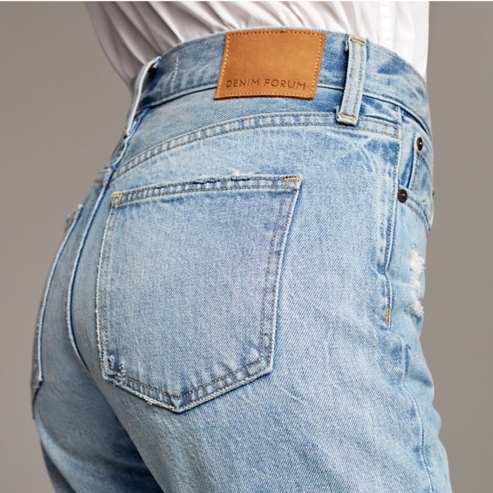 Aritzia (Denim Forum) Ex Boyfriend High Rise Jeans